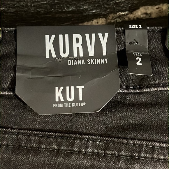 KUT Kurvy Diana Skinny - Picture 13 of 16